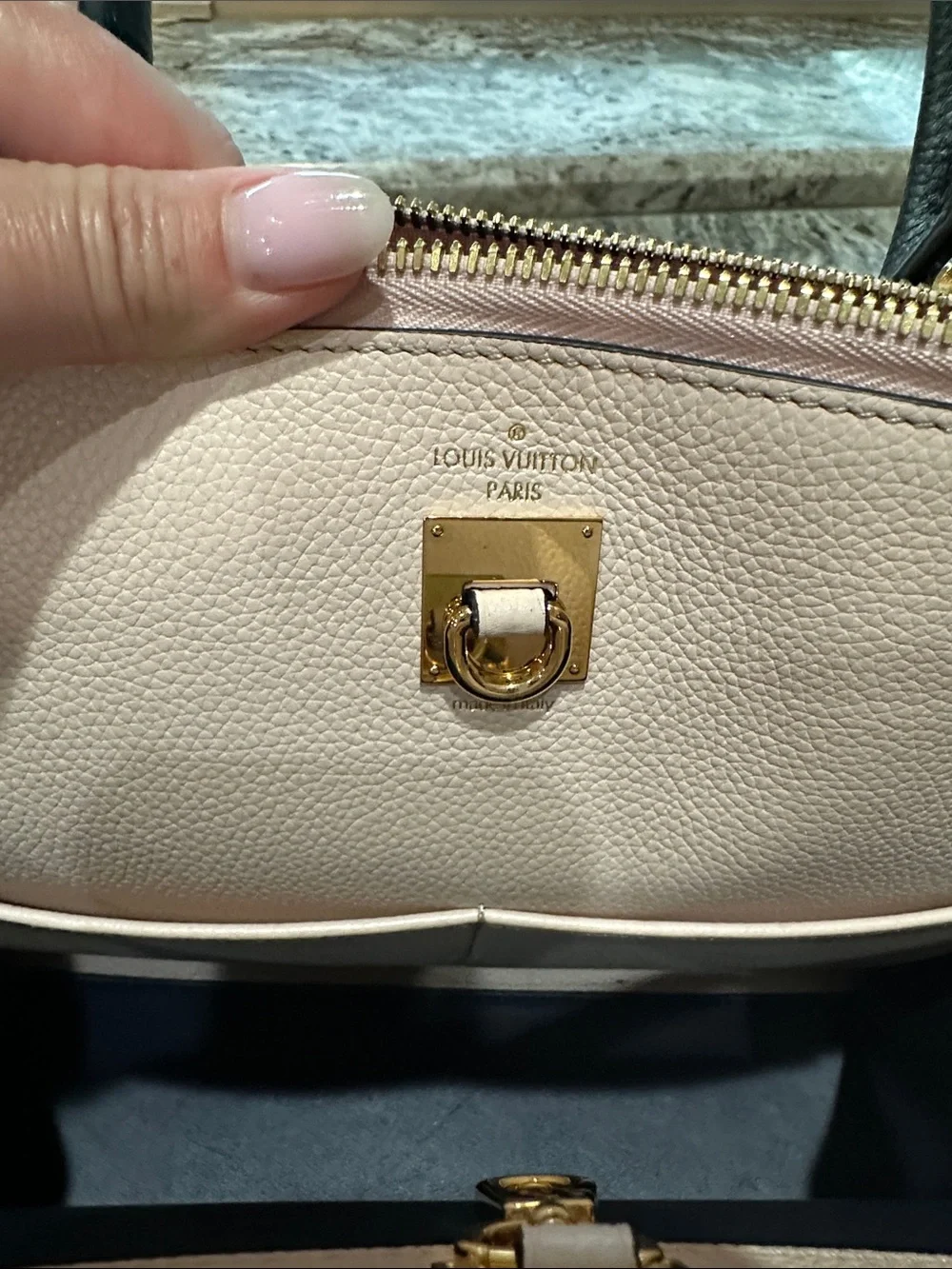 Louis Vuitton City Steamer MM